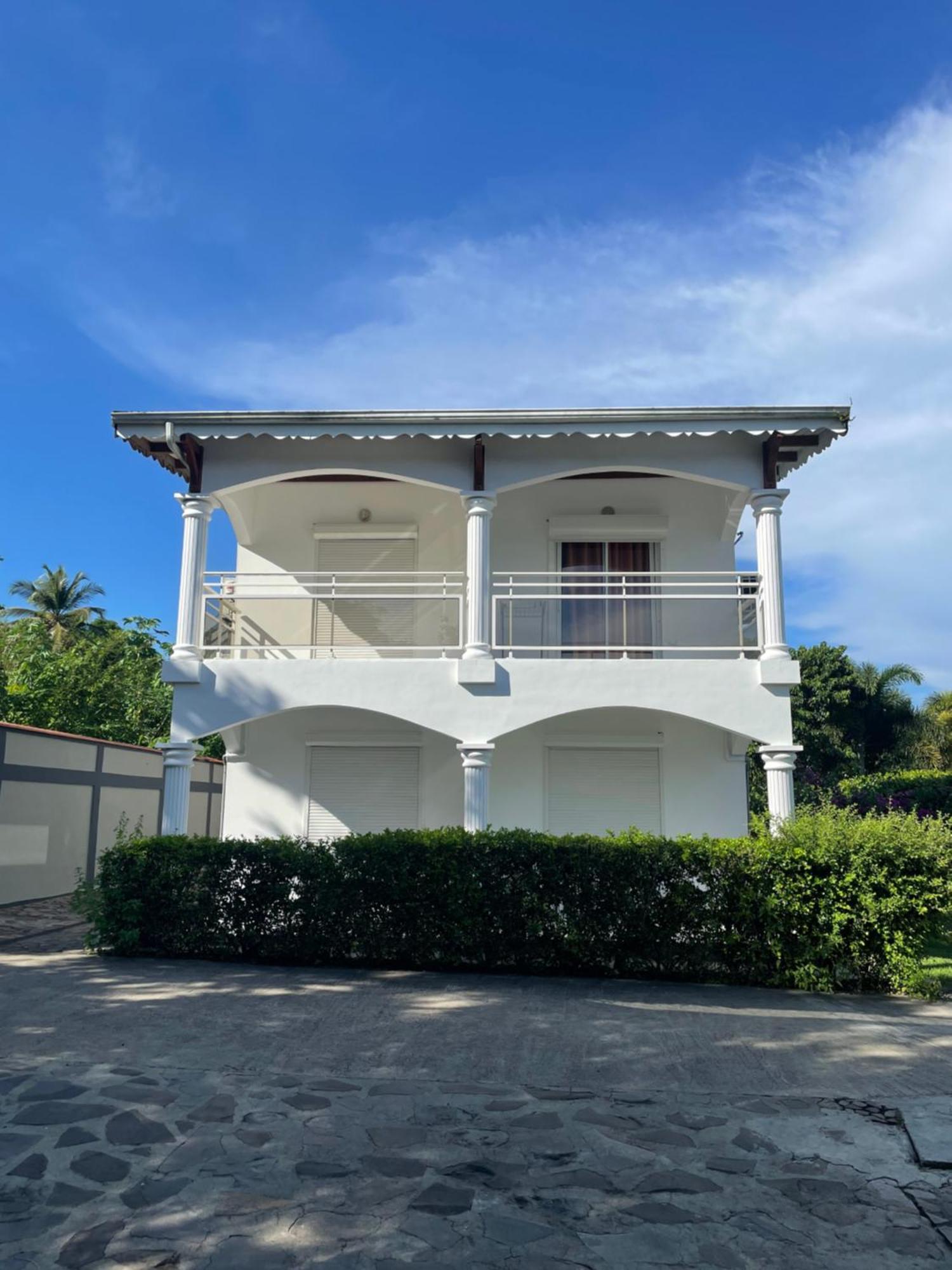 Appartement Coeur De Papillon Baie-Mahault Exterior foto