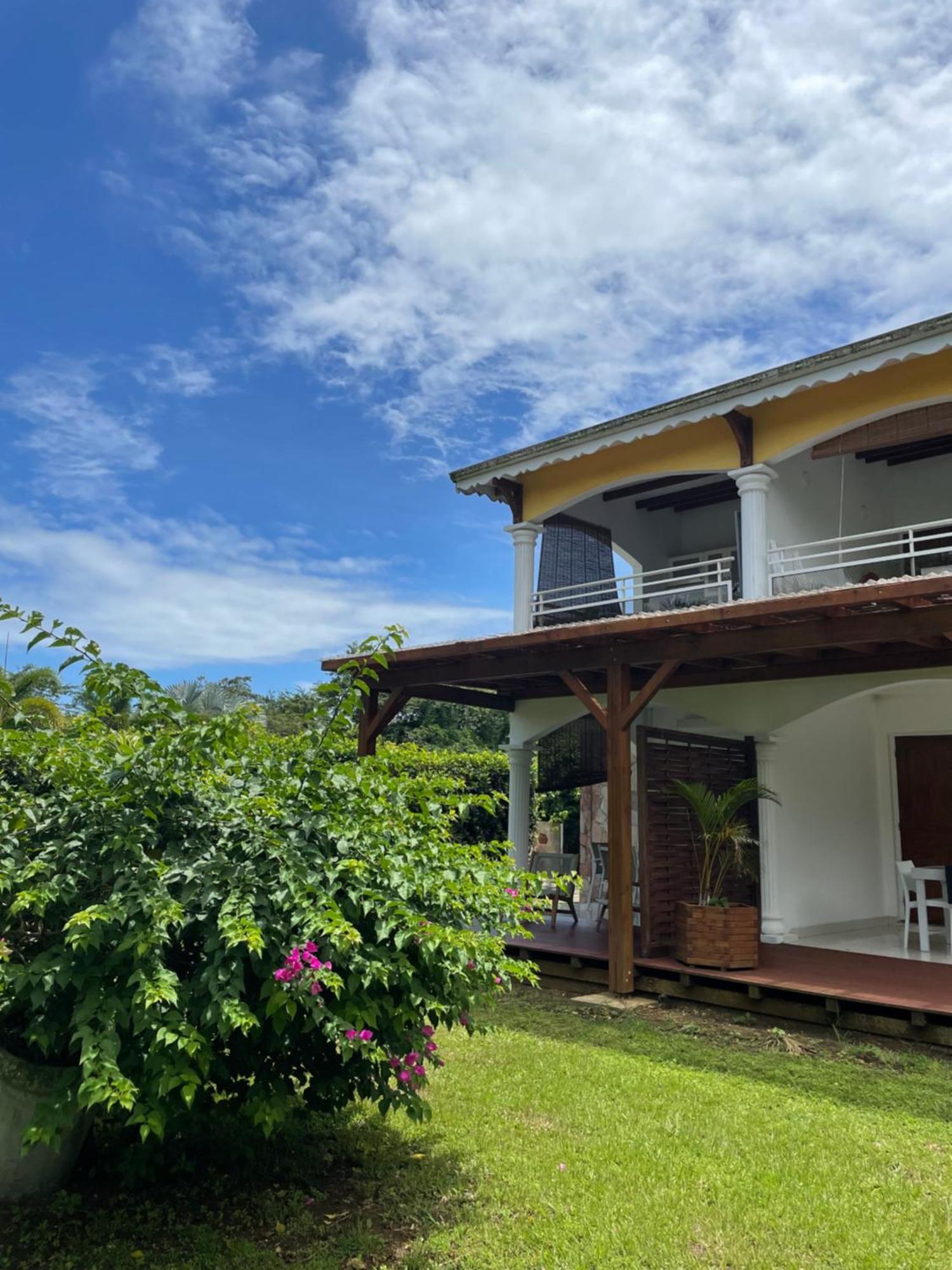 Appartement Coeur De Papillon Baie-Mahault Exterior foto